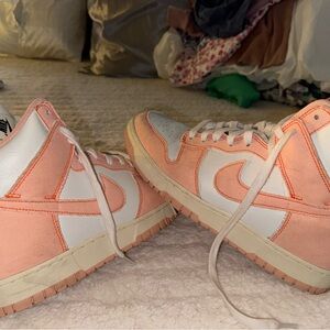 Nike Women's Peach and White Sneakers